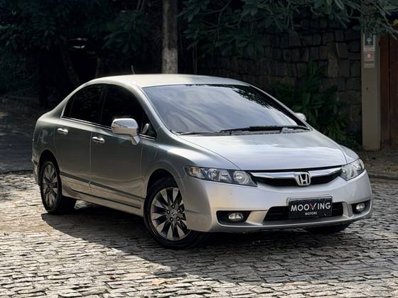 HONDA CIVIC 1.8 LXL SE 16V FLEX 4P AUTOMÁTICO HONDA CIVIC 1.8 LXL SE 16V FLEX 4P AUTOMÁTICO